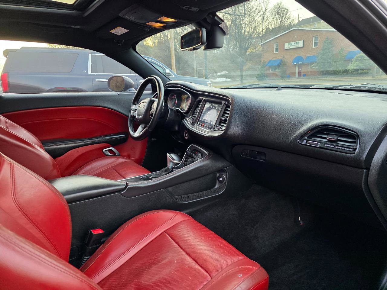 Used 2017 Dodge Challenger GT image 16