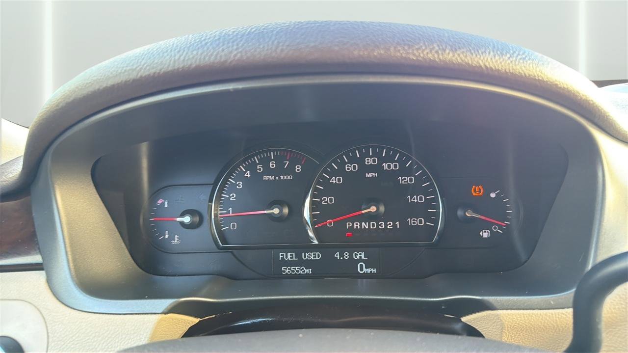 Used 2007 Cadillac DTS Luxury II image 24