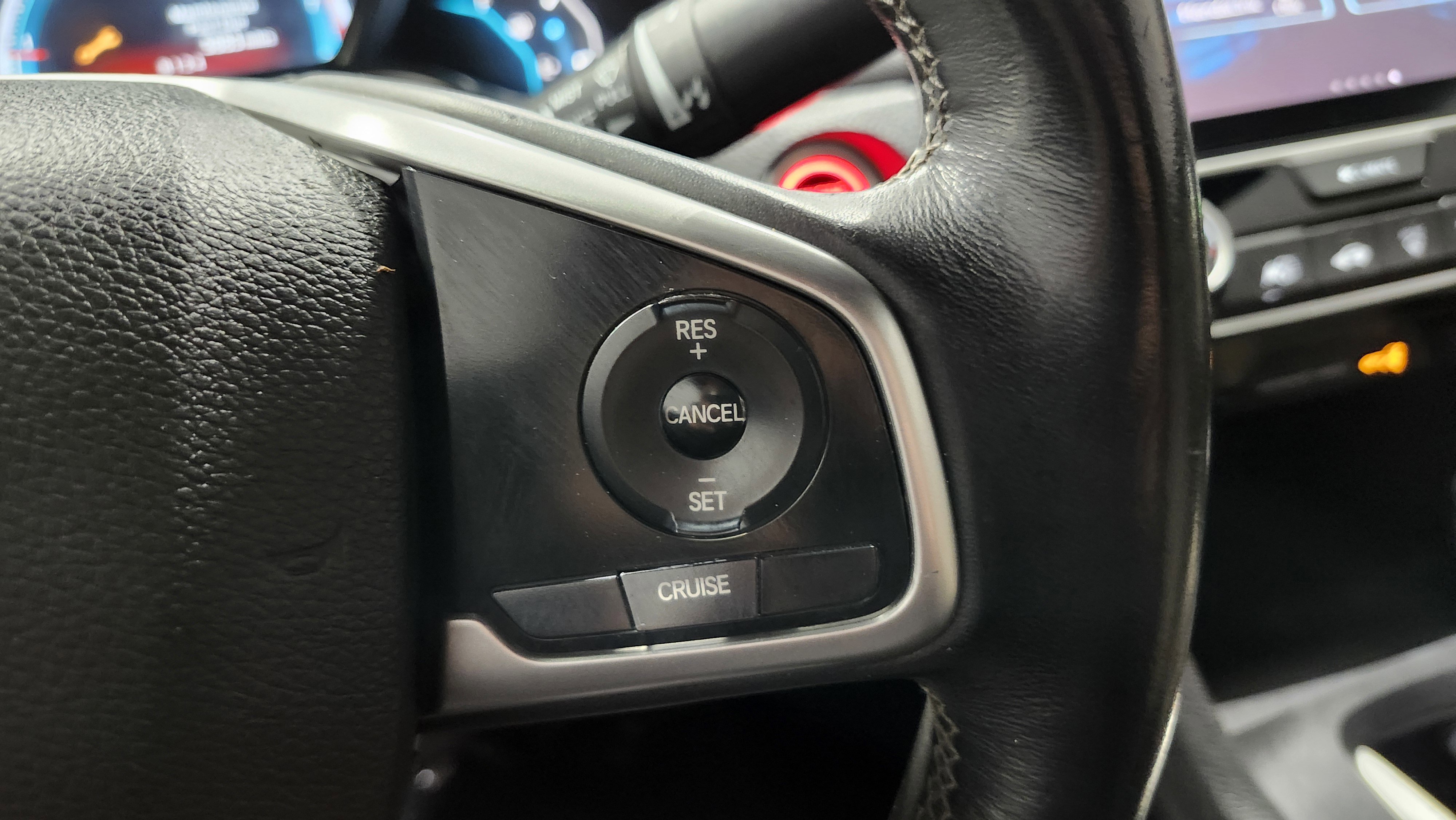 Used 2018 Honda Civic EX-T image 32