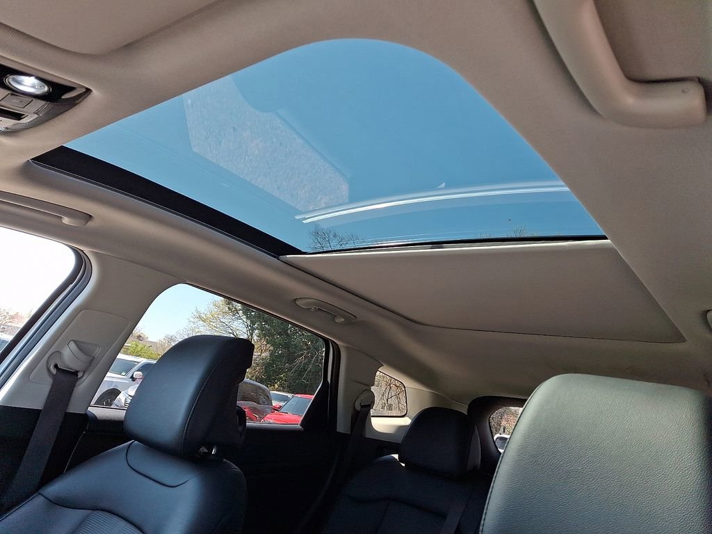 Certified 2026 Kia Sportage EX w/ EX Panorama Roof Package image 13