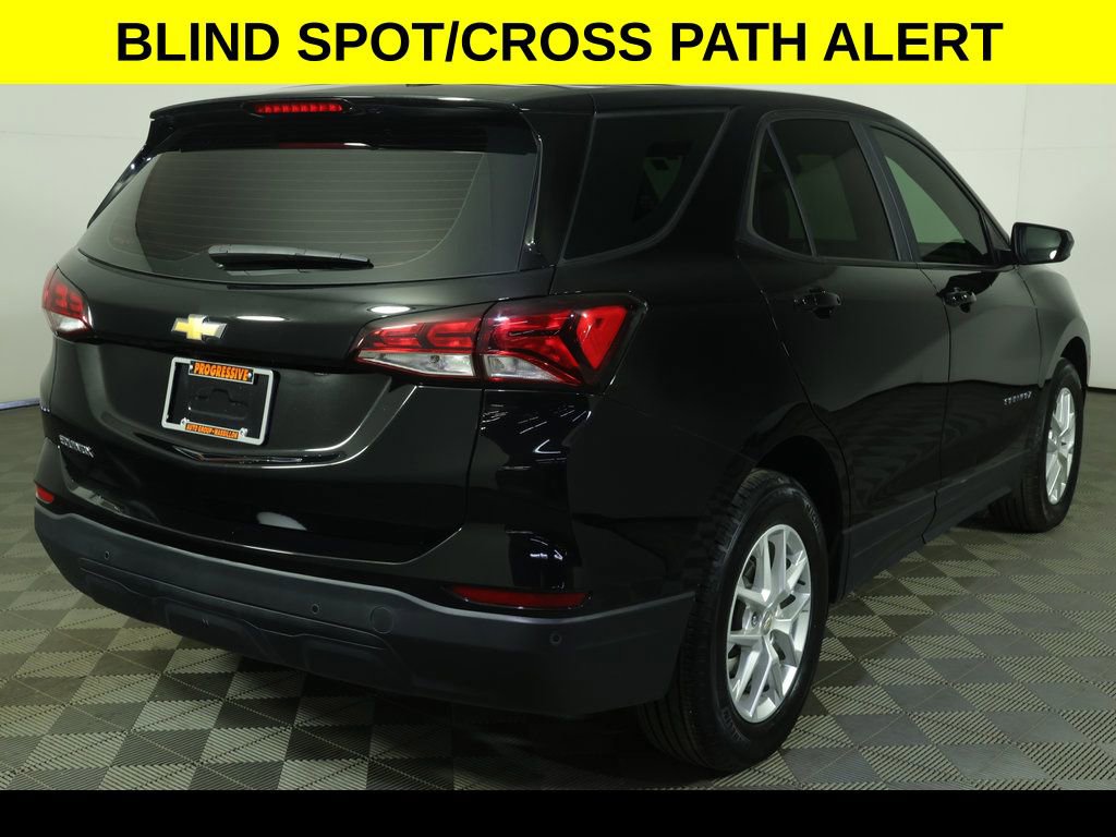 Used 2024 Chevrolet Equinox LS w/ Driver Confidence II Package image 5