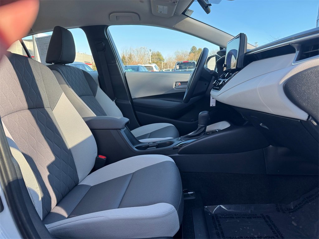 Used 2024 Toyota Corolla LE image 15