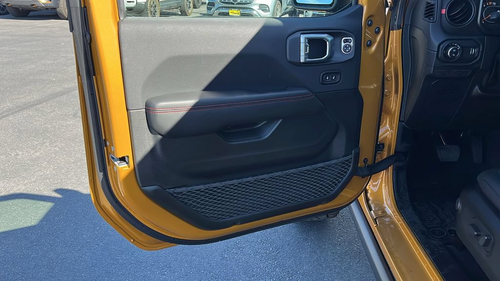 New 2026 Jeep Gladiator Rubicon w/ Safety Group AWD/4WD image 9