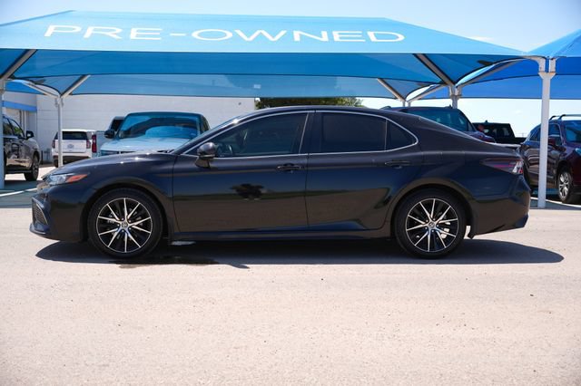 Used 2024 Toyota Camry SE FWD image 2