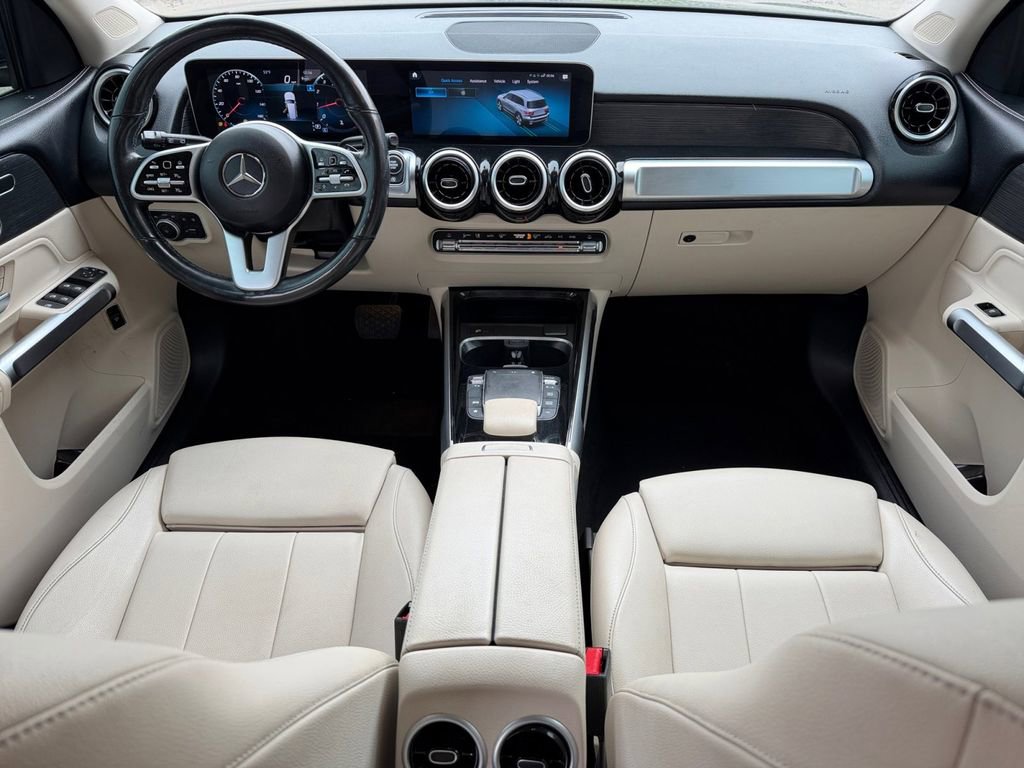 Used 2021 Mercedes-Benz GLB 250 4MATIC image 12