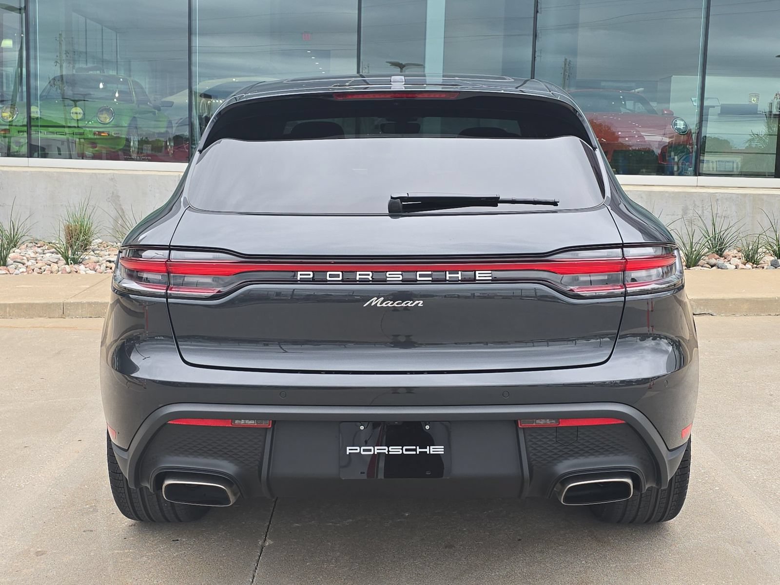 New 2026 Porsche Macan AWD/4WD image 6
