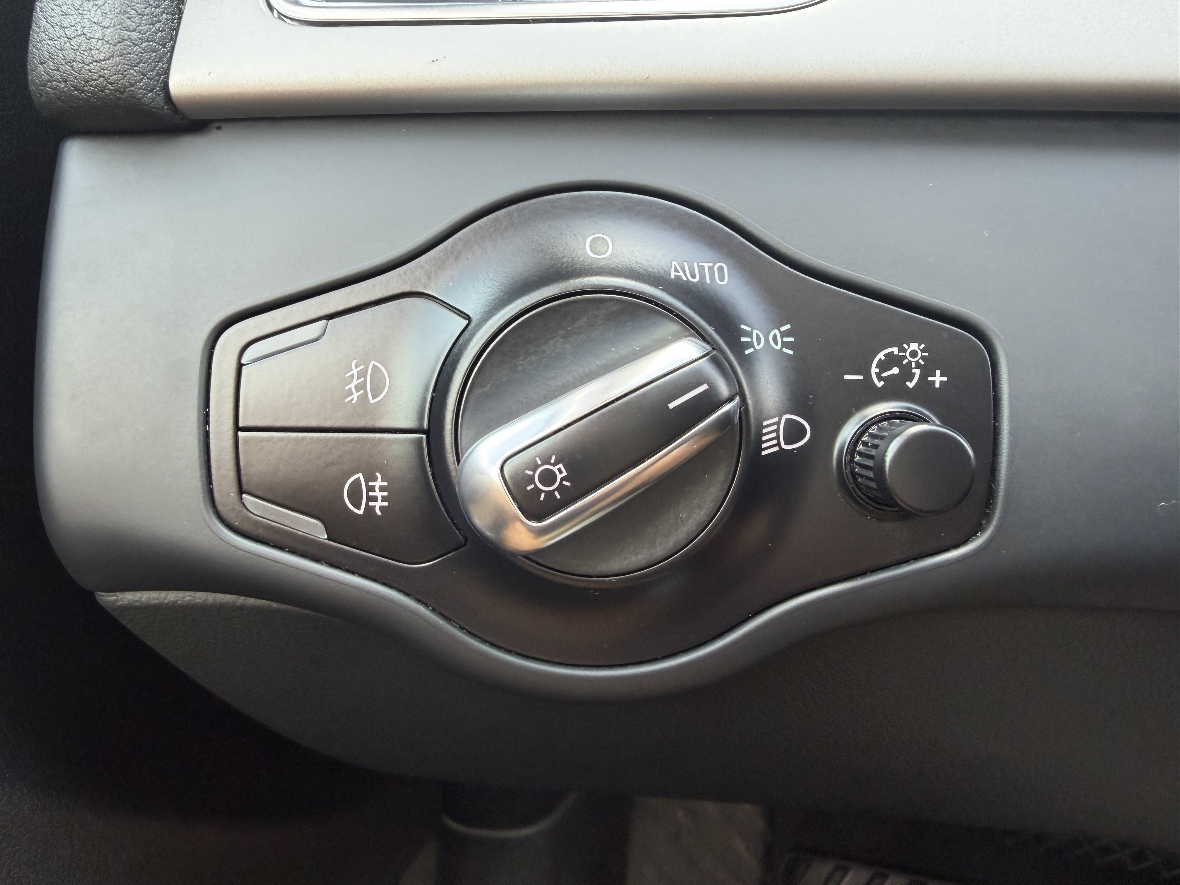 Used 2013 Audi A4 Premium Plus w/ Premium Plus Pkg AWD/4WD image 31