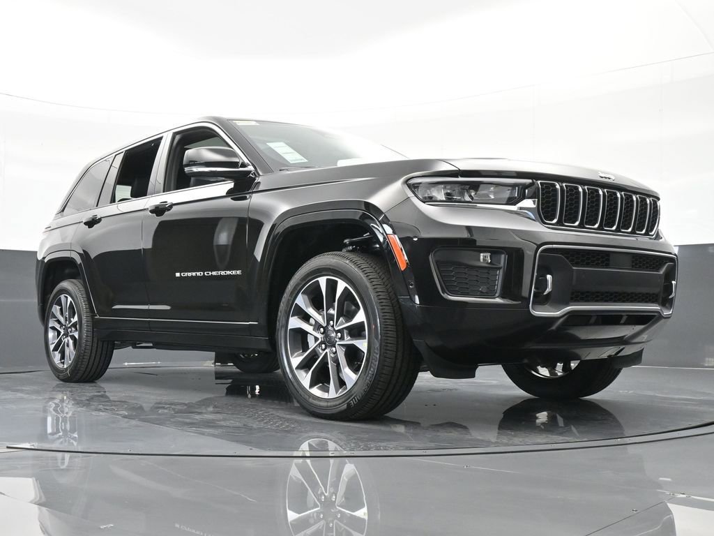 Used 2024 Jeep Grand Cherokee Overland w/ Luxury Tech Group IV image 55