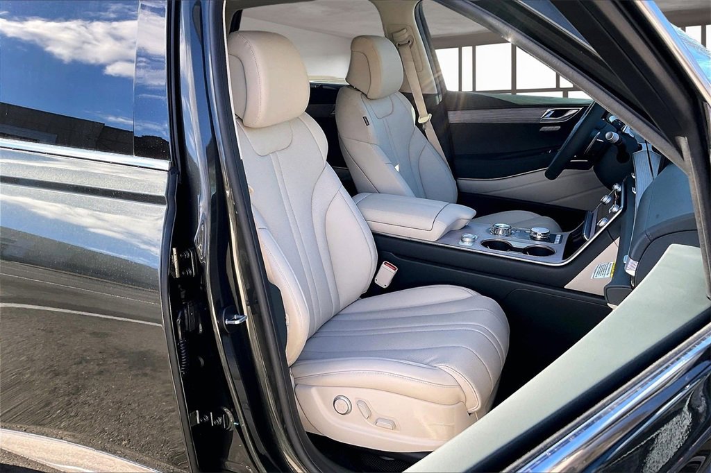 New 2026 Genesis GV80 2.5T Select image 11