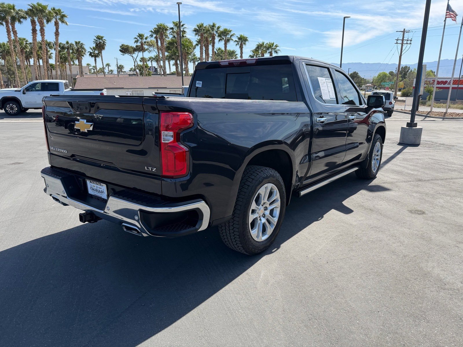Used 2024 Chevrolet Silverado 1500 LTZ w/ Technology Package image 3