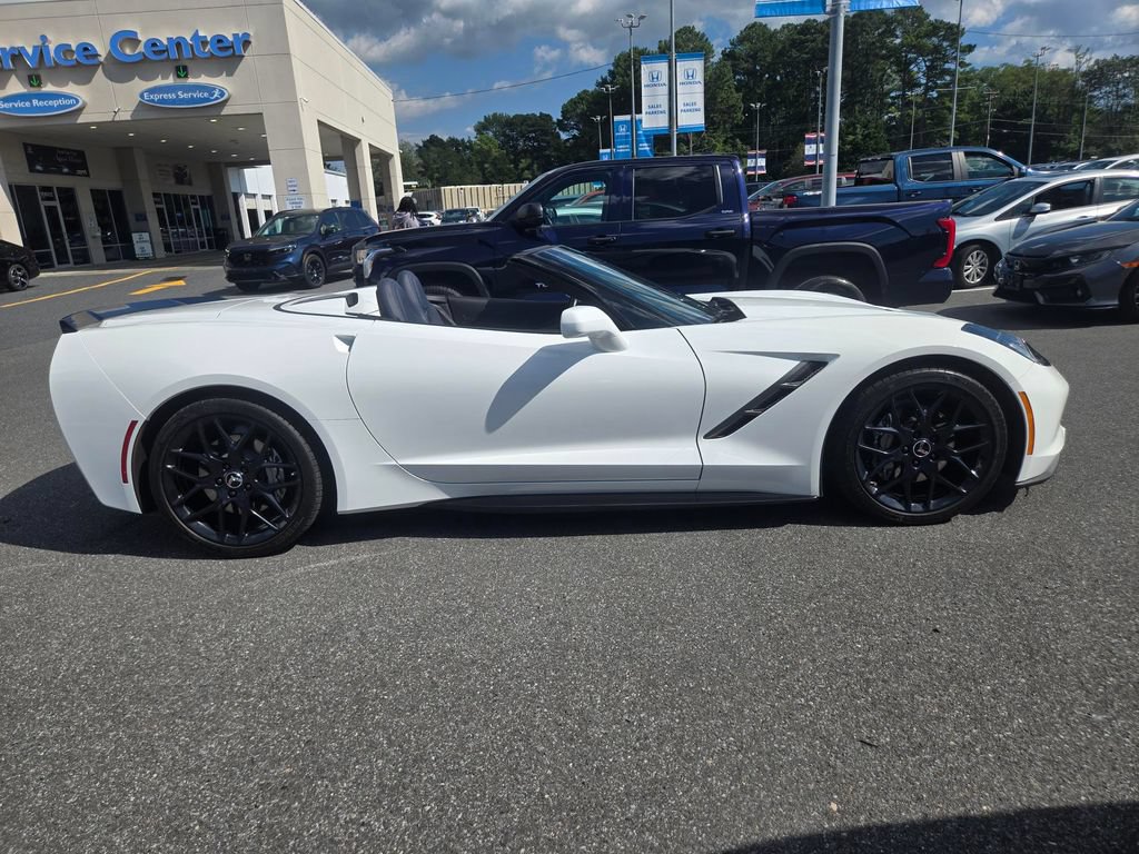 Used 2017 Chevrolet Corvette Stingray Convertible w/ 3LT Preferred Equipment Group RWD image 4