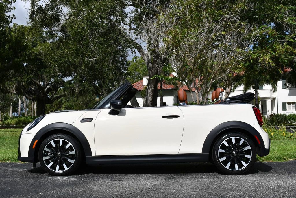 Used 2023 MINI Cooper S image 29