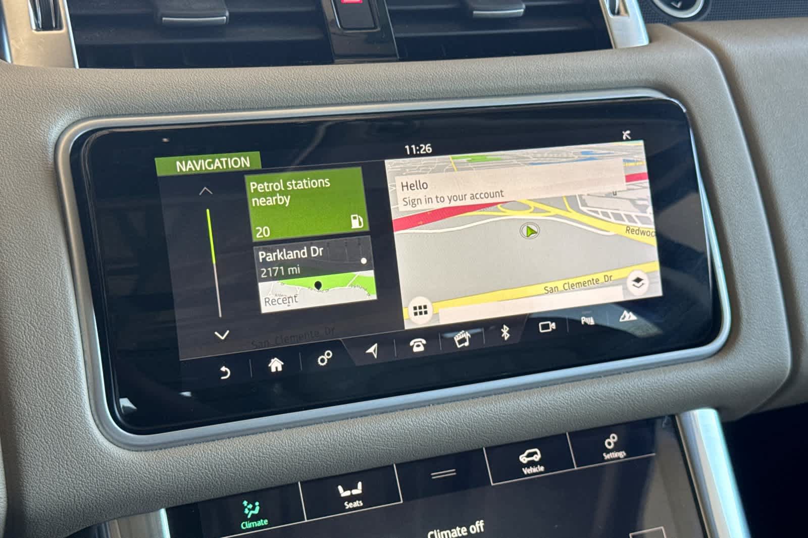 Used 2018 Land Rover Range Rover Sport HSE AWD/4WD image 19