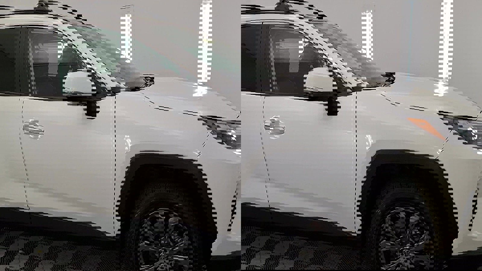 Used 2022 Toyota RAV4 Limited image 6