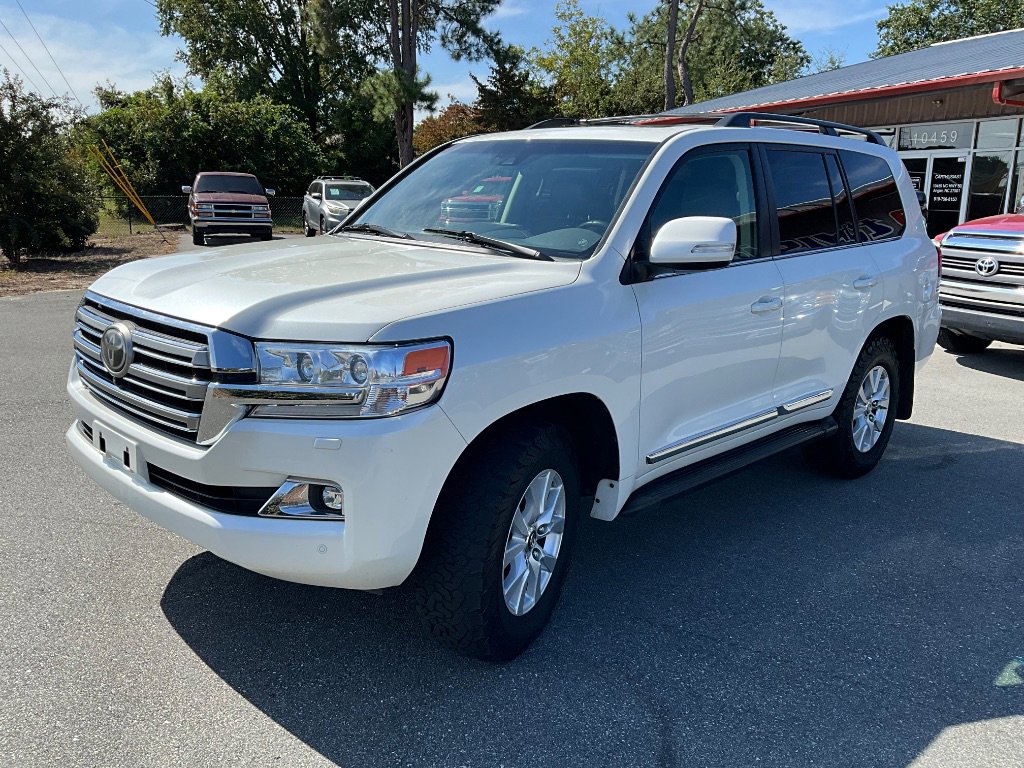 Used 2016 Toyota Land Cruiser image 8