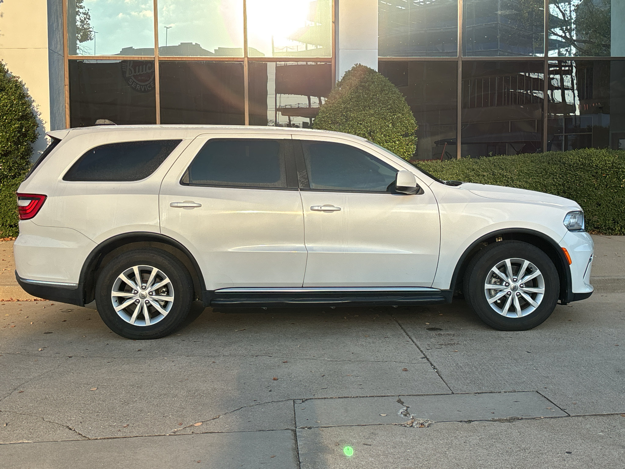 Used 2021 Dodge Durango SXT w/ Trailer Tow Group IV RWD image 9
