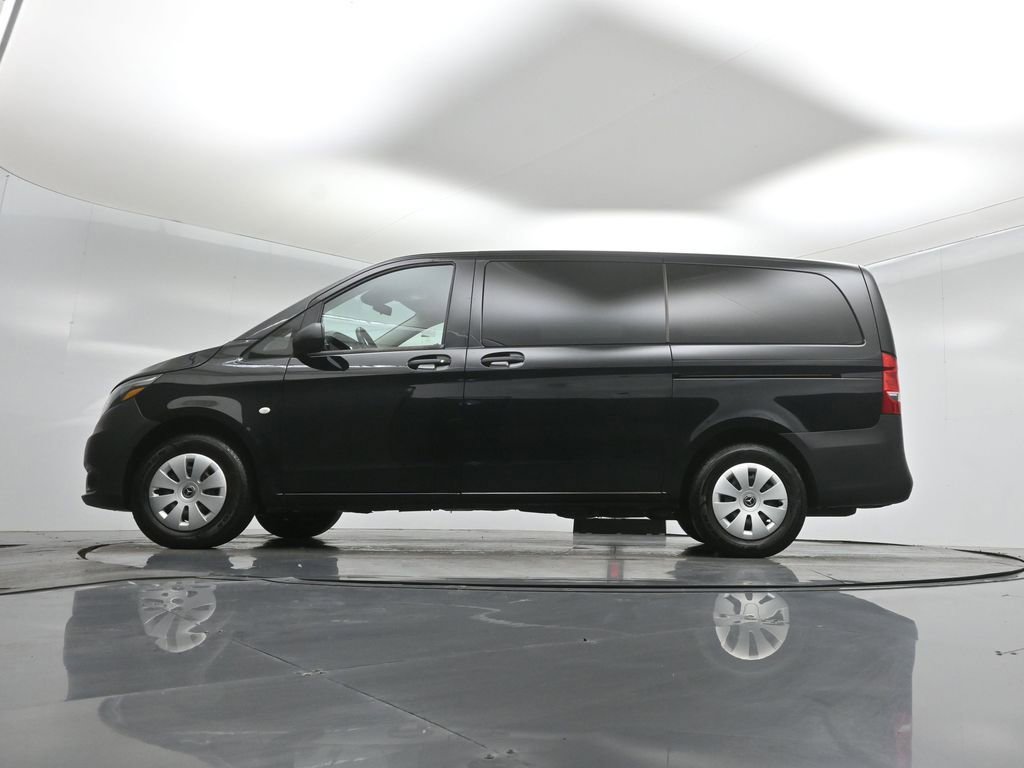Used 2023 Mercedes-Benz Metris Passenger image 7