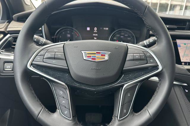 Used 2026 Cadillac XT5 Premium Luxury FWD image 32