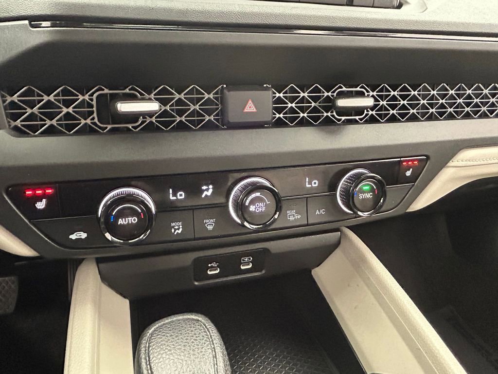 Used 2023 Honda Accord EX image 21