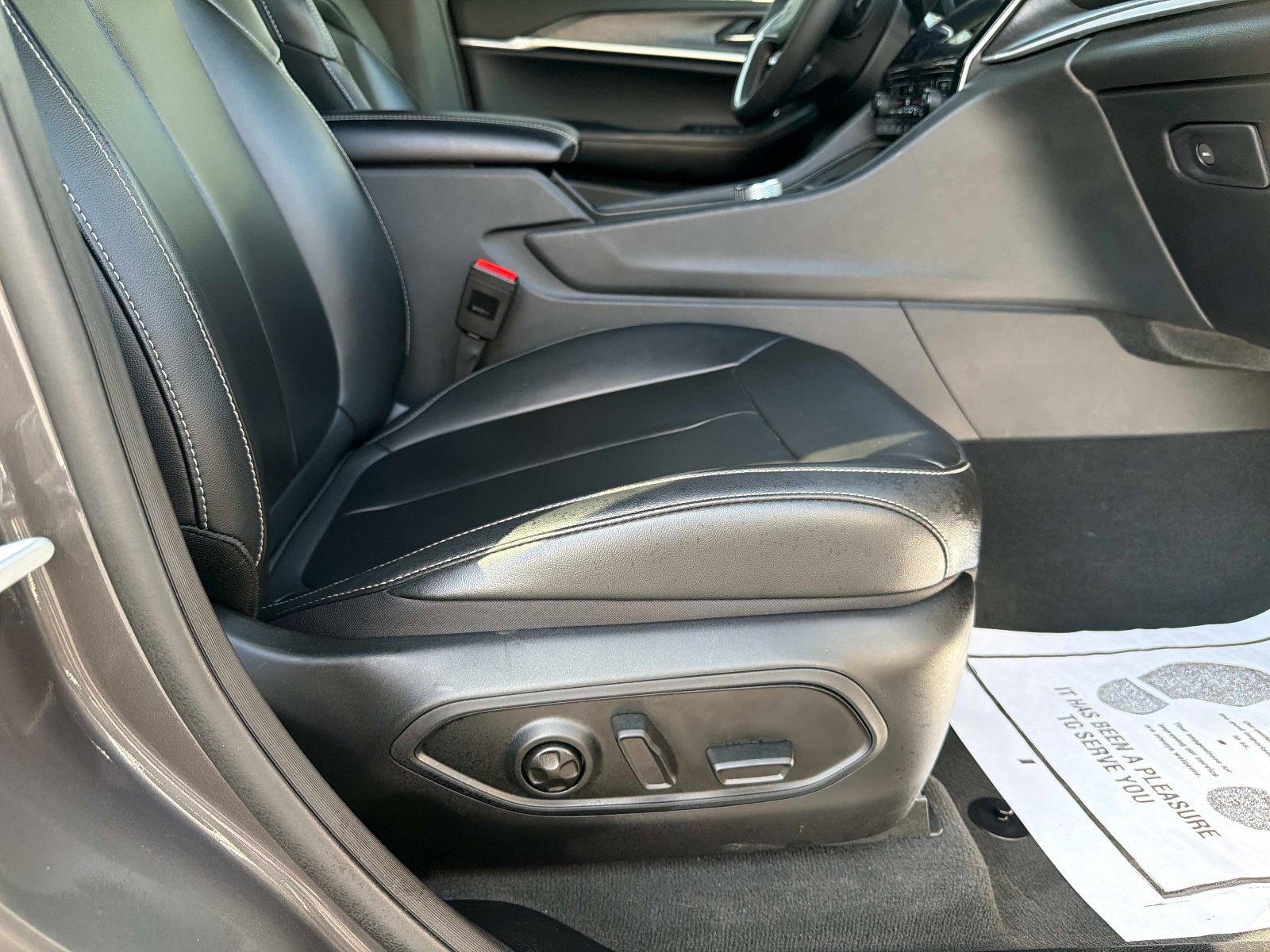 Used 2025 Jeep Grand Cherokee Limited 4xe image 23