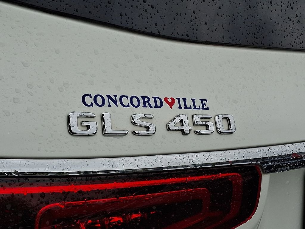 Used 2023 Mercedes-Benz GLS 450 4MATIC image 32