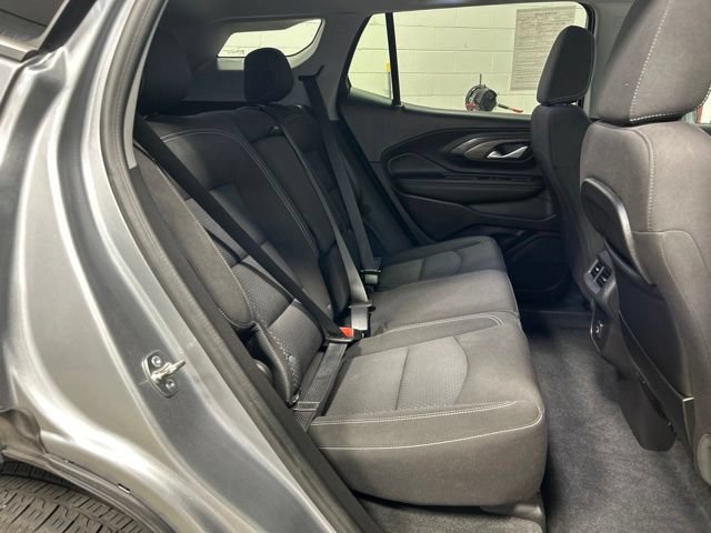 Used 2024 GMC Terrain SLE AWD/4WD image 17