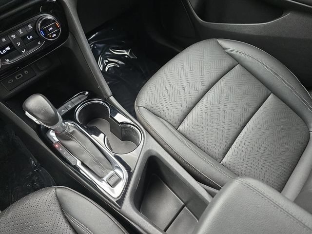 Used 2023 Buick Encore GX Essence w/ Experience Buick Package FWD image 25