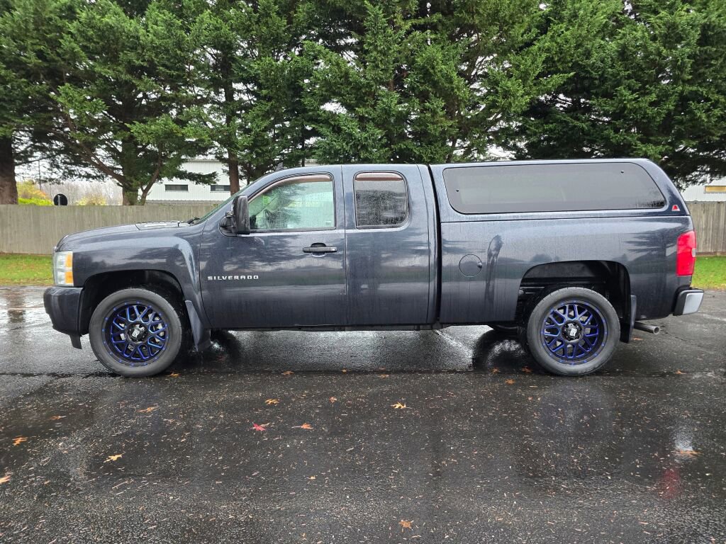 Used 2013 Chevrolet Silverado 1500 LTZ w/ Max Trailering Pack image 3