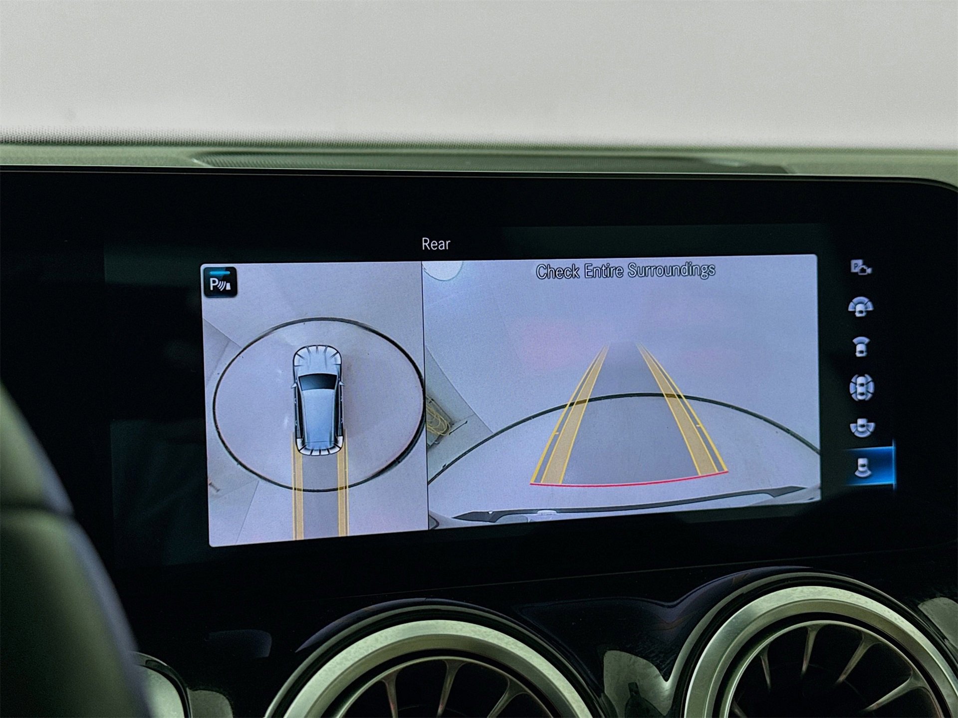 Certified 2022 Mercedes-Benz GLB 250 image 14