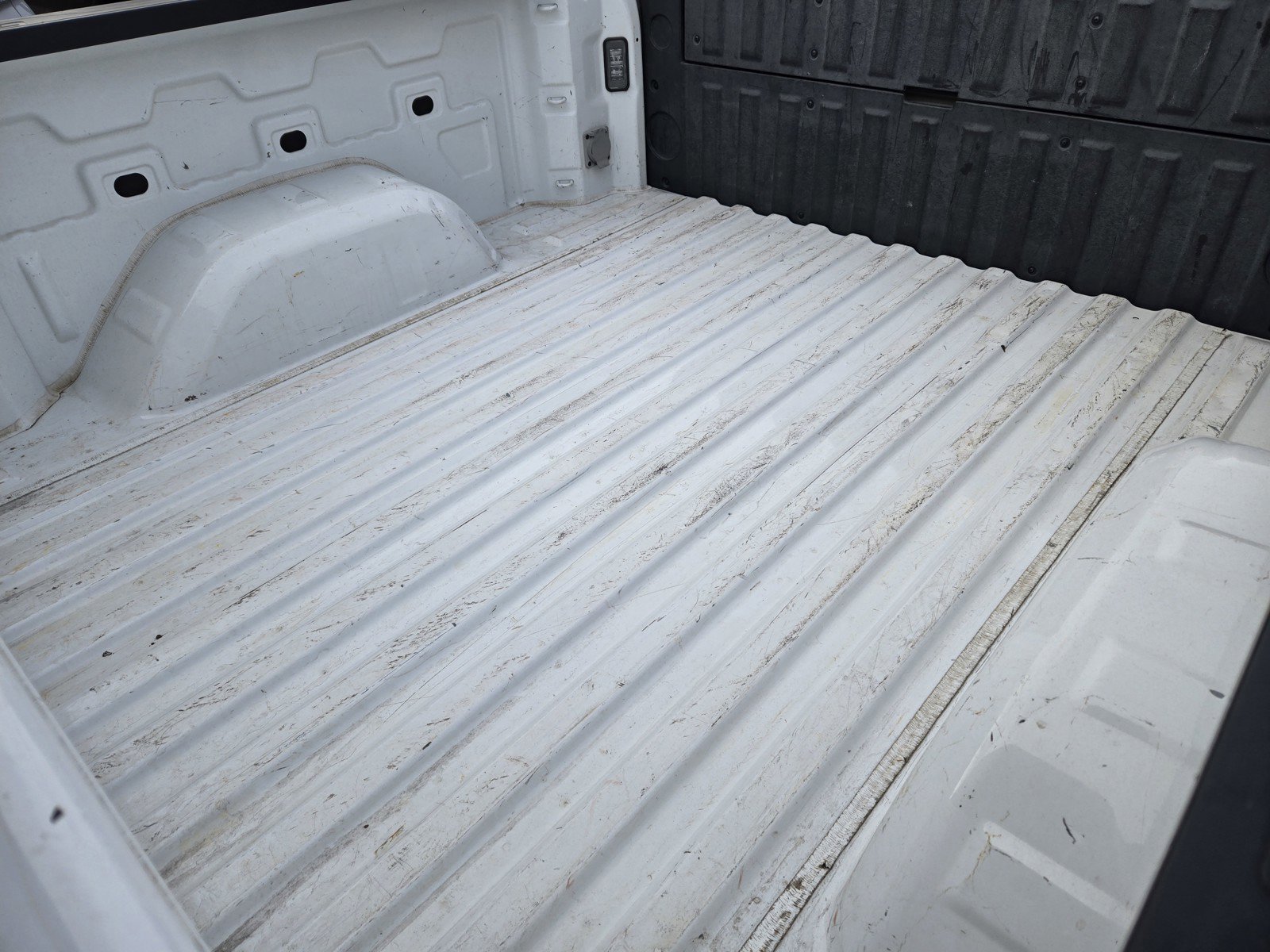 Used 2020 GMC Sierra 1500 SLT w/ SLT Premium Package image 9