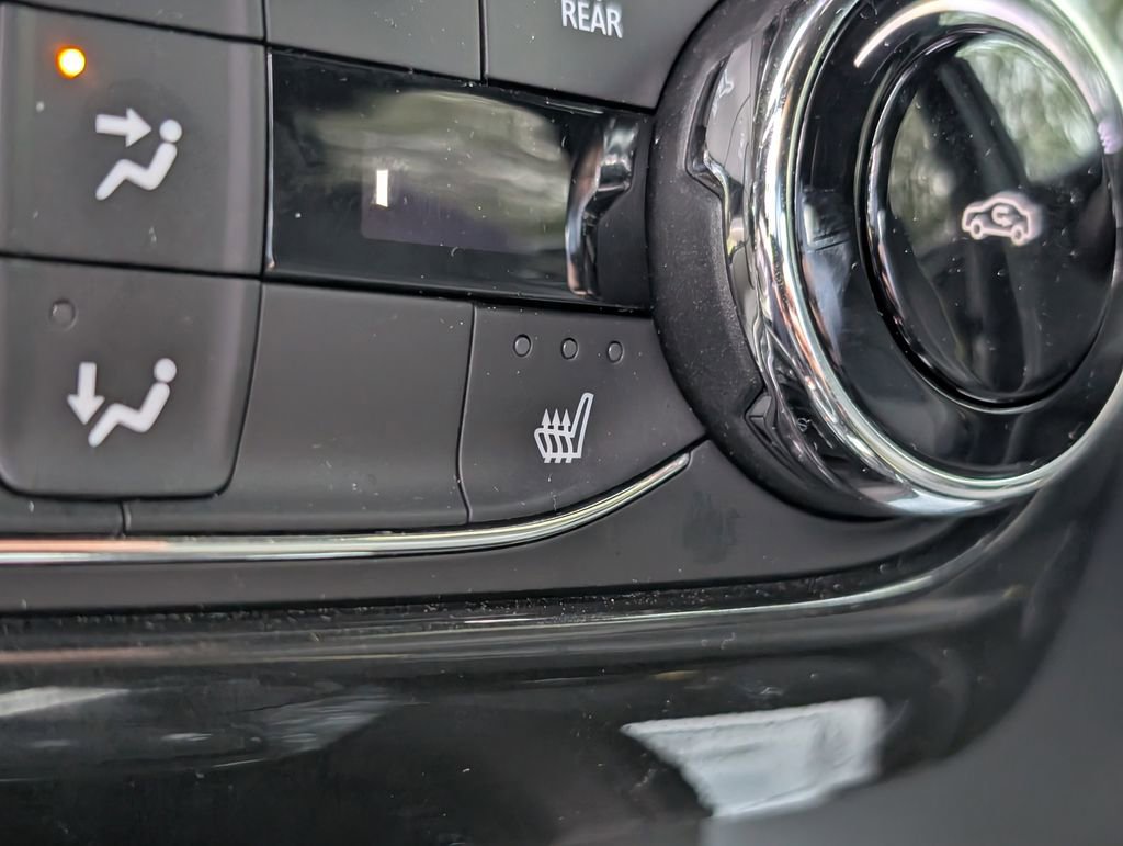 Used 2025 Chevrolet TrailBlazer ACTIV w/ Convenience Package image 31