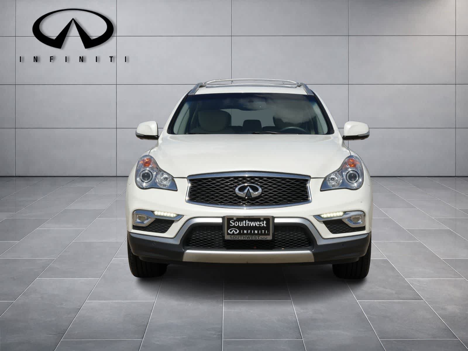 Used 2016 INFINITI QX50 2WD w/ Premium Plus Package image 2