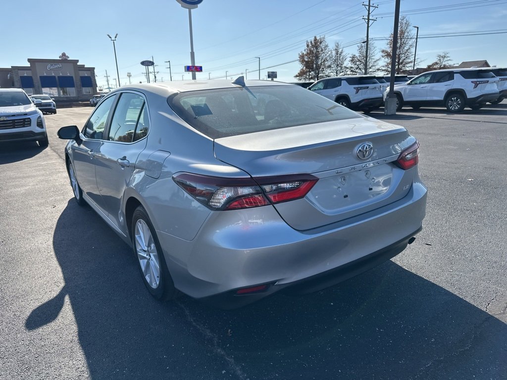 Used 2024 Toyota Camry LE image 5