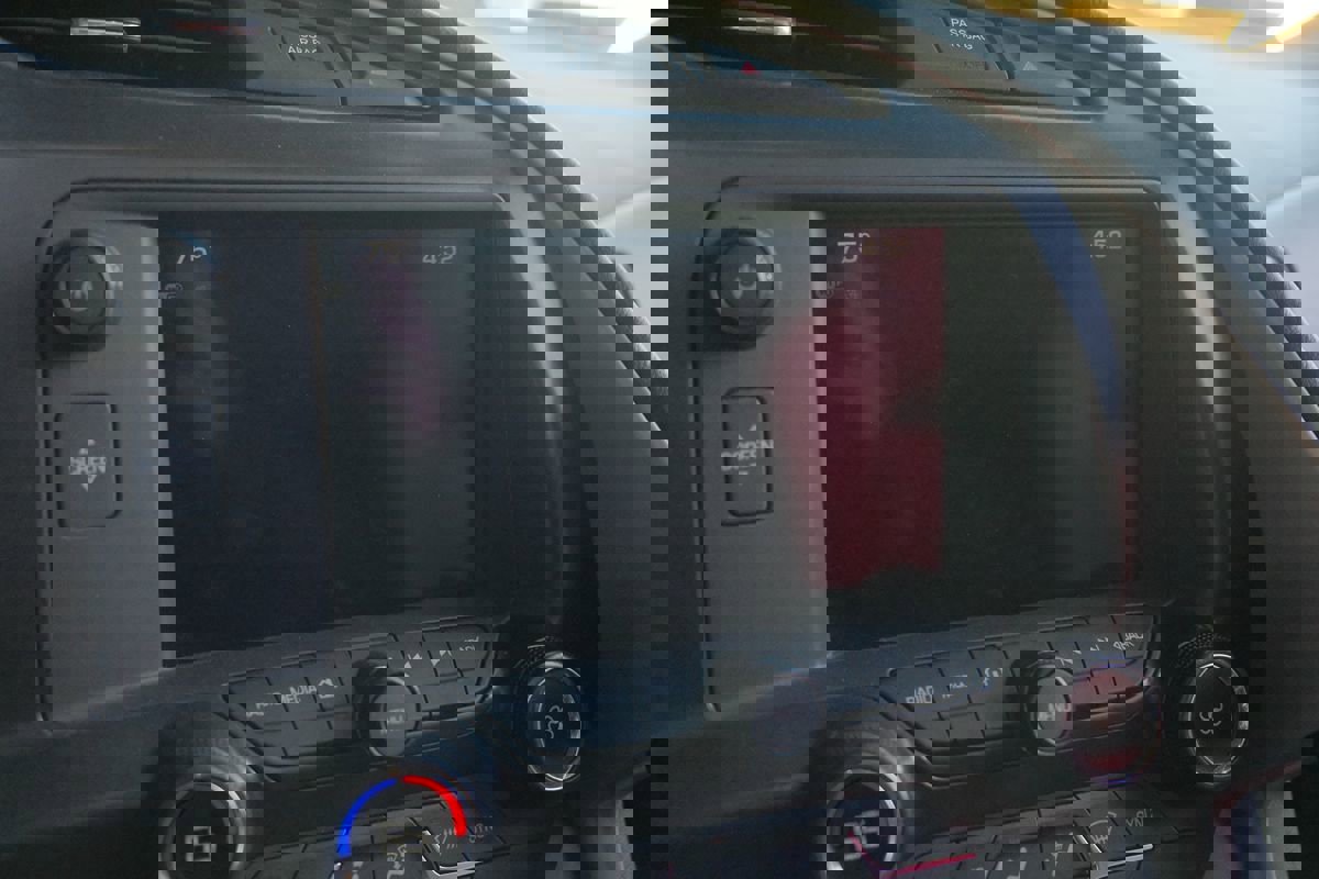 Used 2019 Chevrolet Corvette Grand Sport w/ Carbon Flash Badge Package image 21