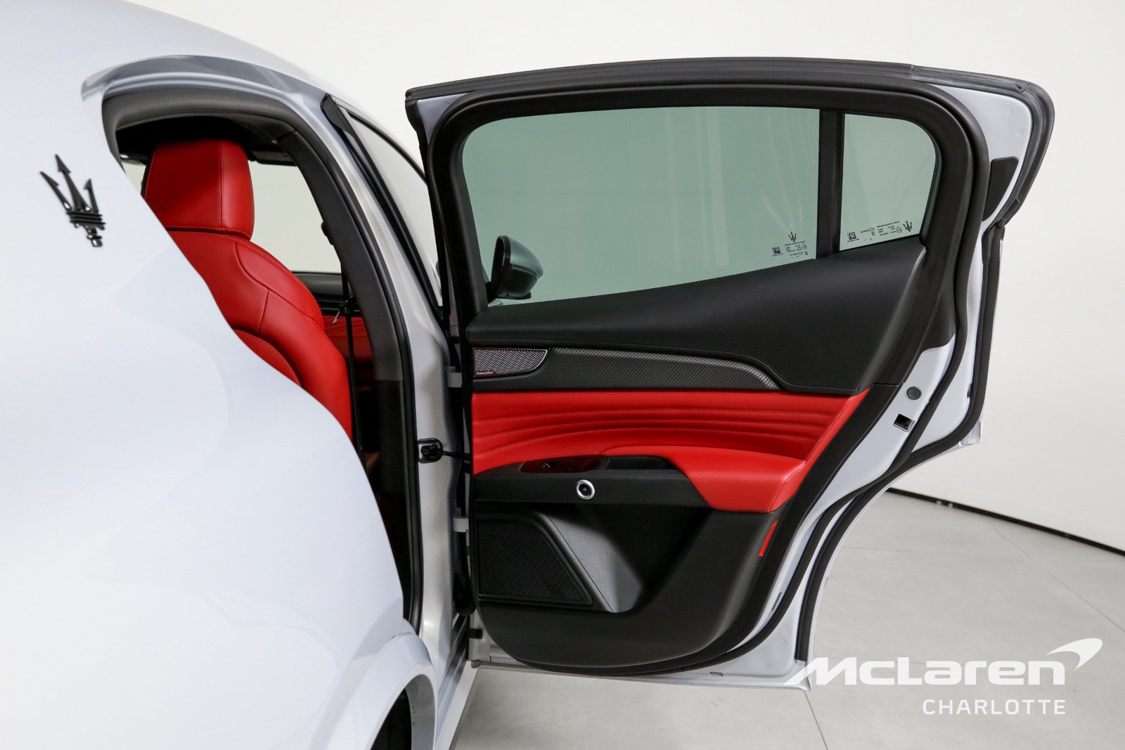 Used 2023 Maserati Grecale Modena AWD/4WD image 22