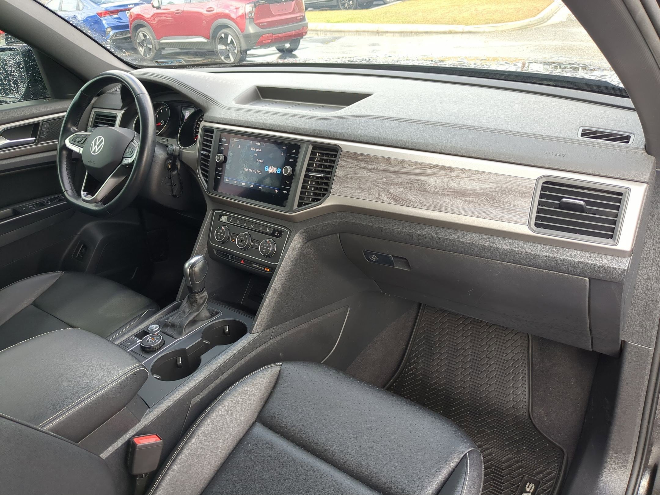 Used 2020 Volkswagen Atlas Cross Sport SE w/ Panoramic Sunroof Package image 21