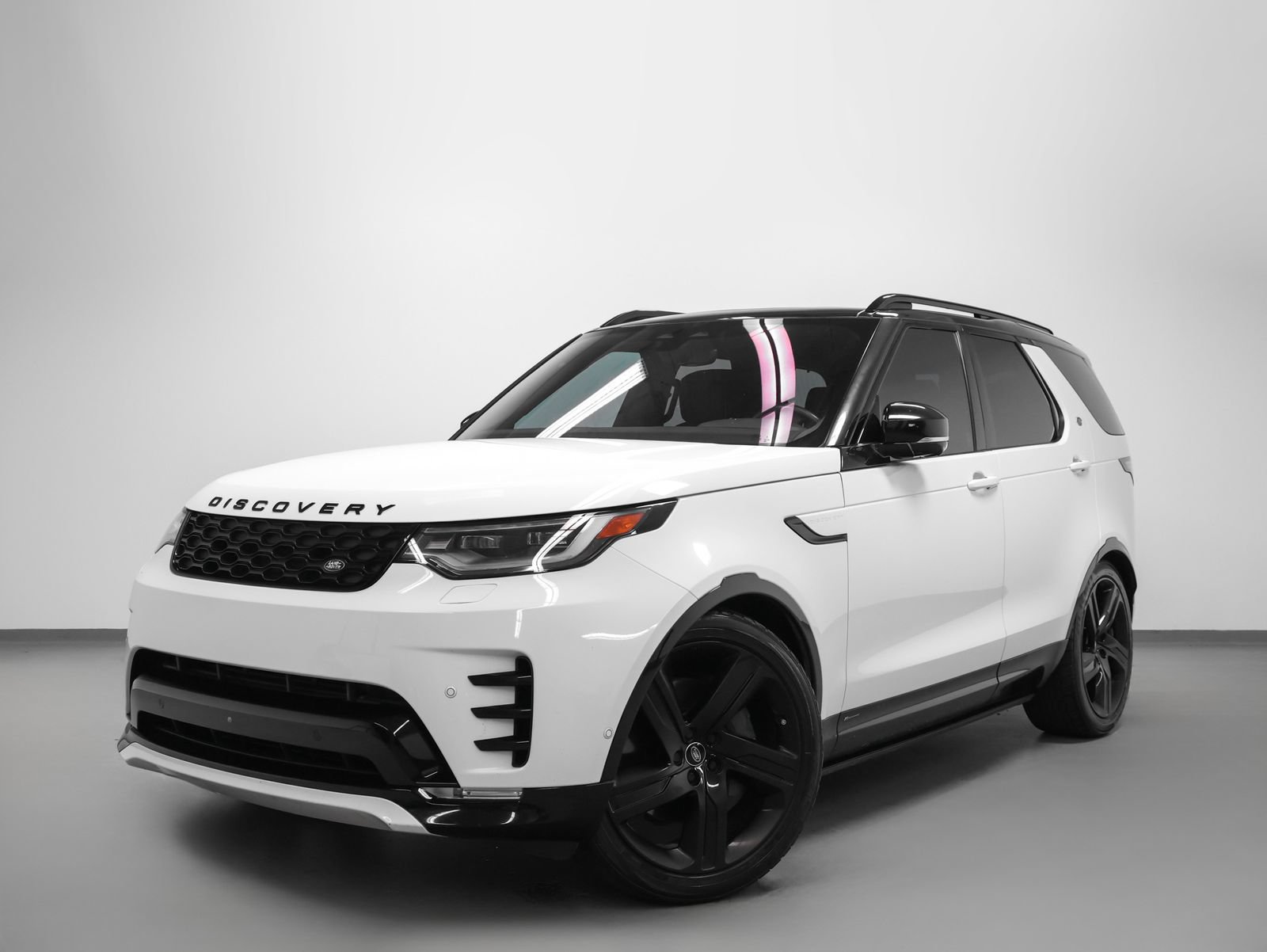 Used 2022 Land Rover Discovery S R-Dynamic