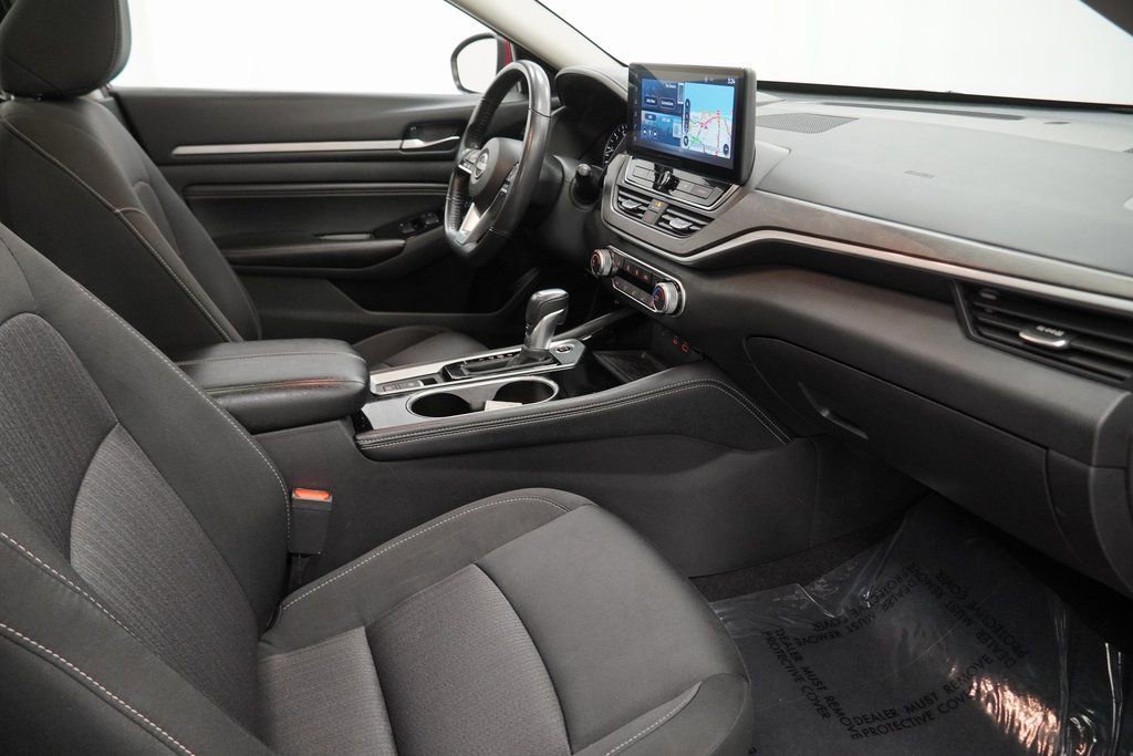 Used 2023 Nissan Altima 2.5 SV w/ SV Premium Package image 50