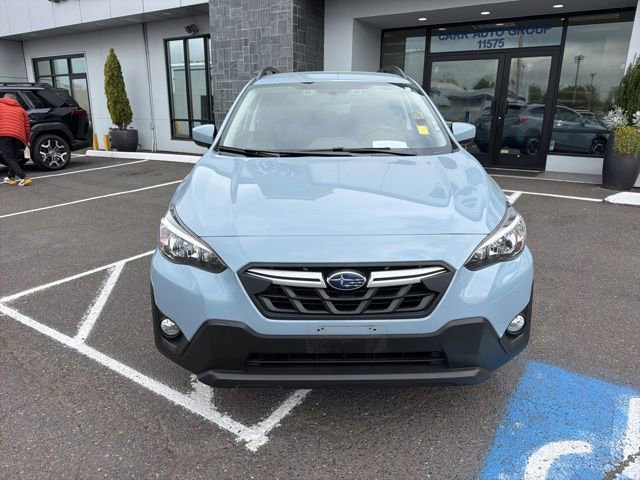 Used 2023 Subaru Crosstrek 2.0i Premium w/ Popular Package #3 AWD/4WD image 2