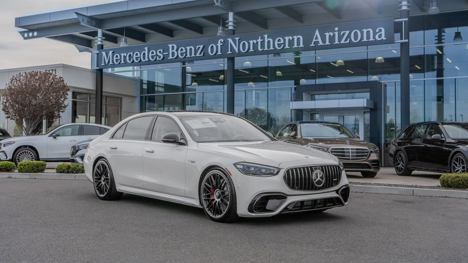 New 2026 Mercedes-Benz S 63 AMG S video 1