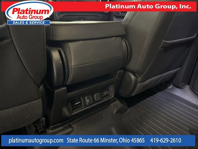 Used 2023 Chevrolet Silverado 3500 LTZ AWD/4WD image 29