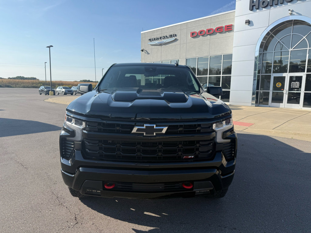 Used 2024 Chevrolet Silverado 1500 LT Trail Boss w/ Protection Package image 8