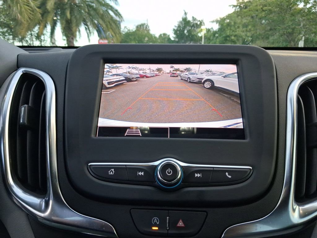 Used 2024 Chevrolet Equinox LS FWD image 23