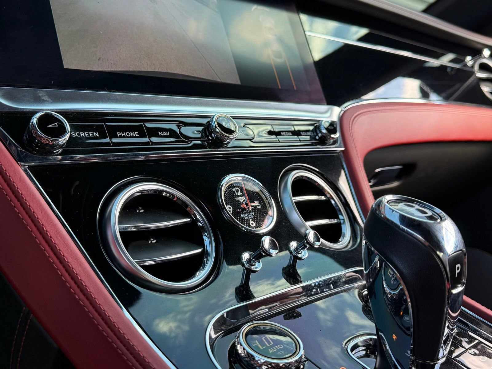 Used 2020 Bentley Continental GT V8 First Edition image 24