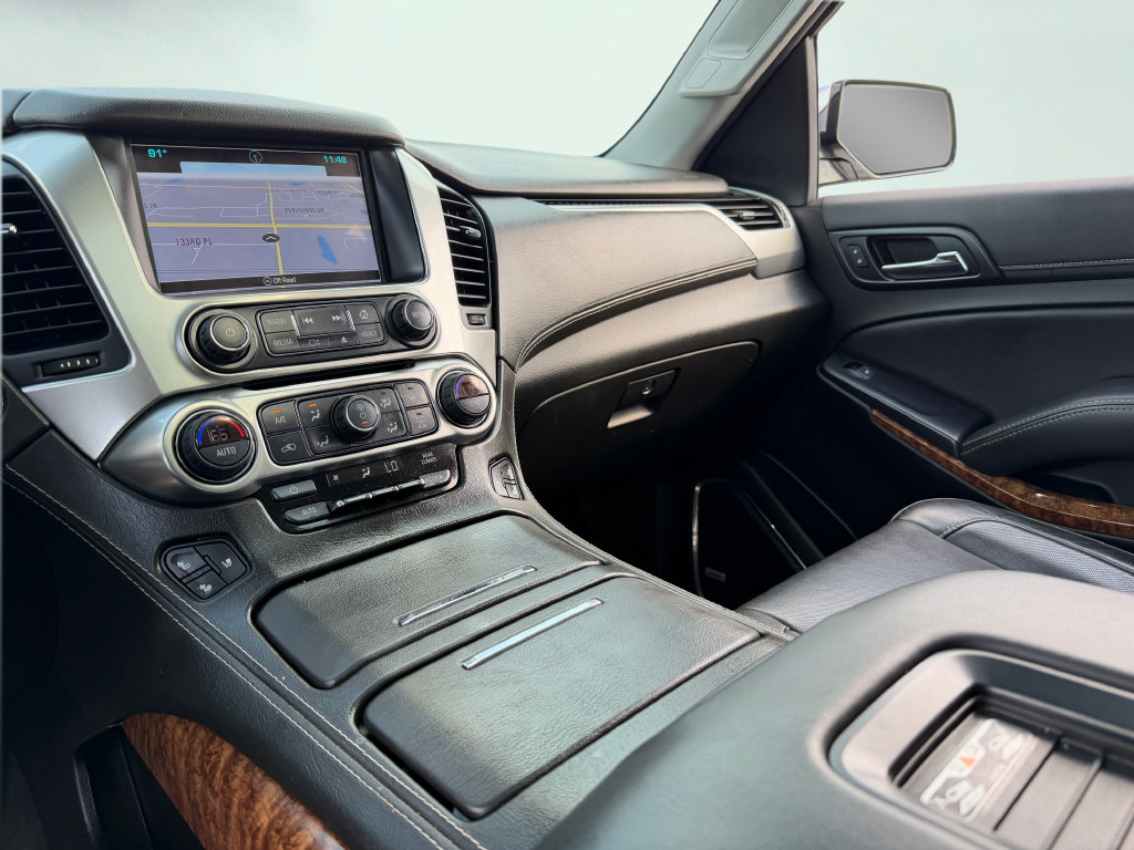 Used 2020 Chevrolet Tahoe Premier AWD/4WD image 19