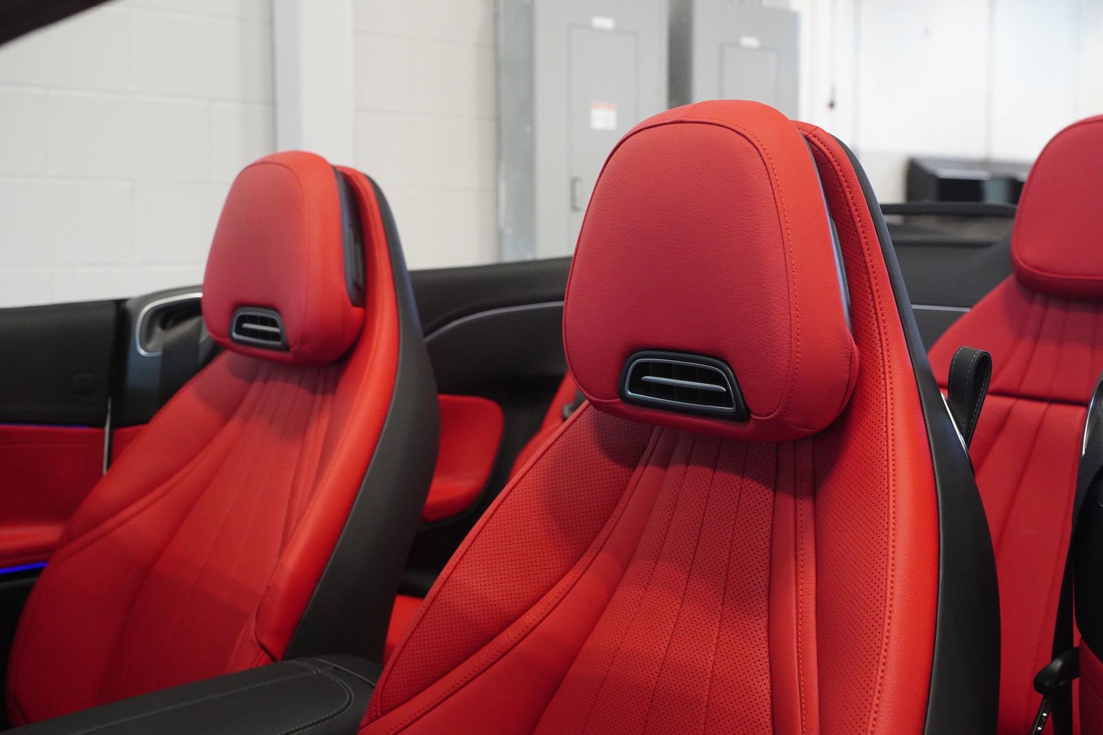 New 2026 Mercedes-Benz CLE 450 4MATIC Cabriolet image 18