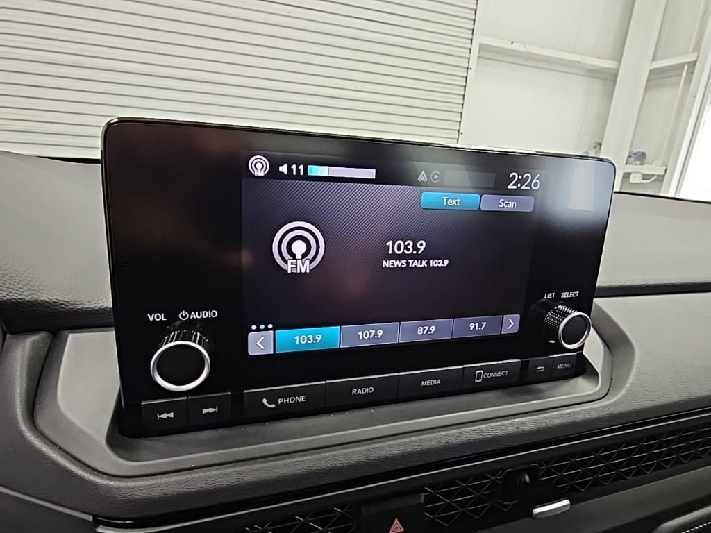 Used 2025 Honda Accord SE image 13