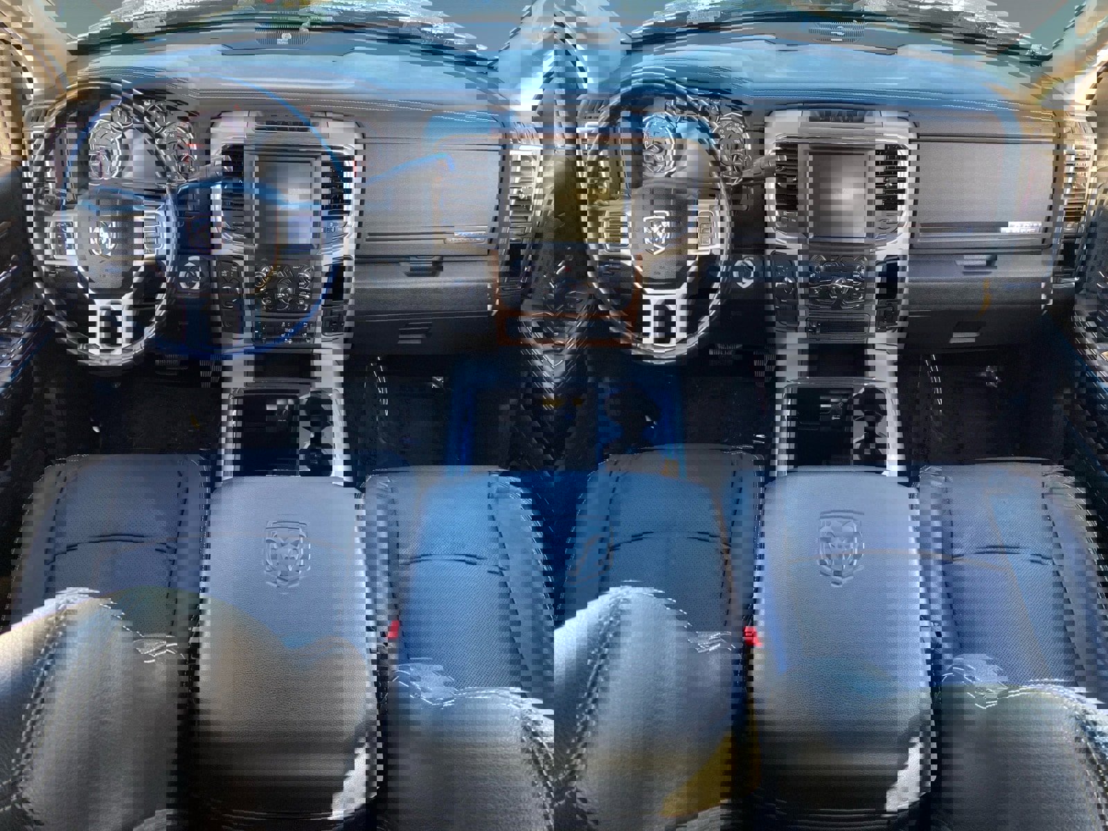 Used 2015 RAM 2500 Laramie image 10