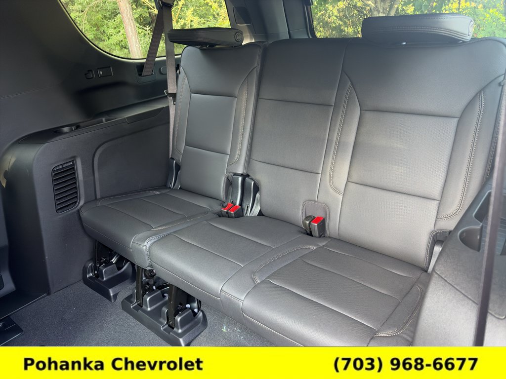 New 2026 Chevrolet Suburban High Country w/ Sun And Tow Package AWD/4WD image 28