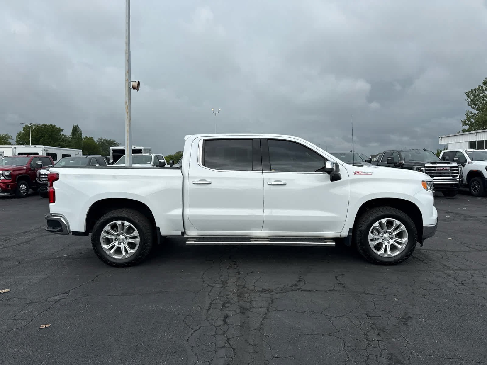 Certified 2023 Chevrolet Silverado 1500 LTZ w/ Z71 Off-Road Package AWD/4WD image 6